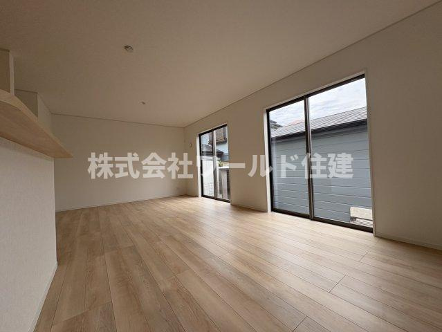 入間市高倉の居間・リビング