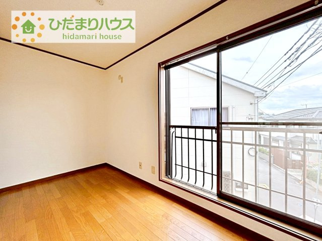 【洋室】 | 我孫子市つくし野1丁目　中古戸建 | お掃除しやすく、清潔感を保てるのでダニも発生しにくいフローリング♪