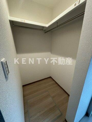 【収納】 | ニューキャッスルＩ | たっぷりとした収納スペースです