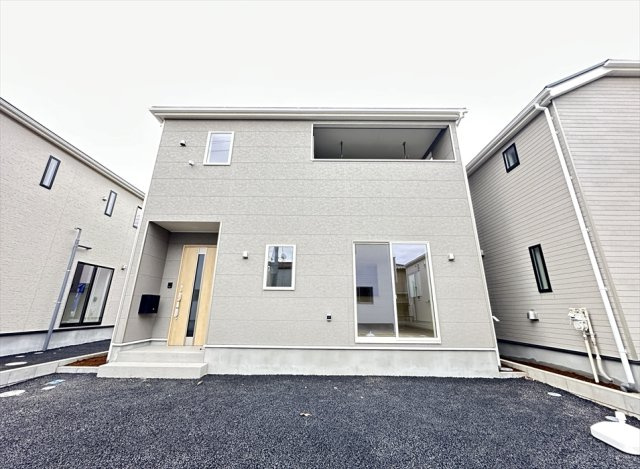 【外観】 | 朝霞市宮戸3丁目　新築一戸建住宅　全16棟　(志木本店) | 完成済みのためいつでも内覧可能です！
全16区画の大型開発分譲地につき住環境良好！