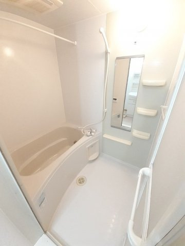 Ｎ・Ｔ　秋月－Ａの浴室