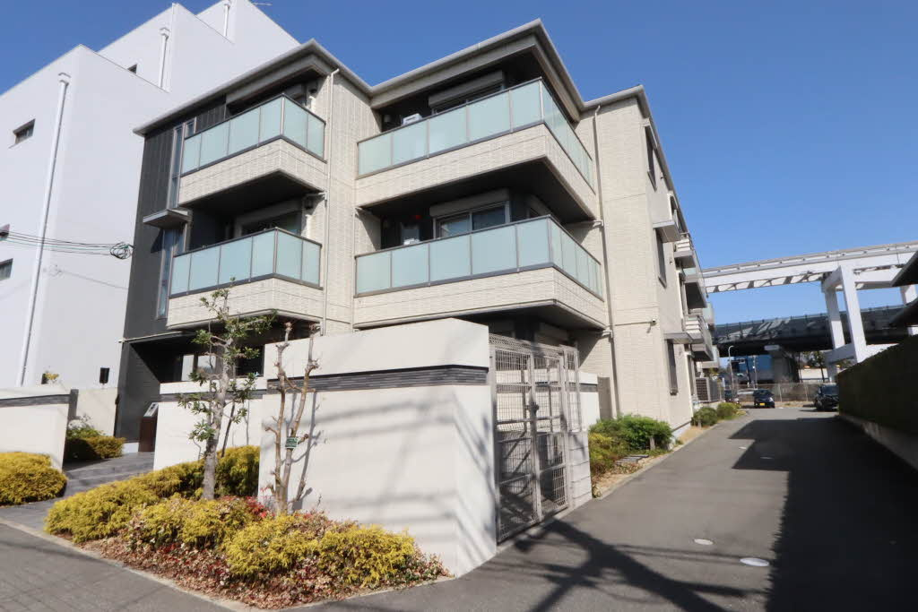 ルーチェ南茨木の外観