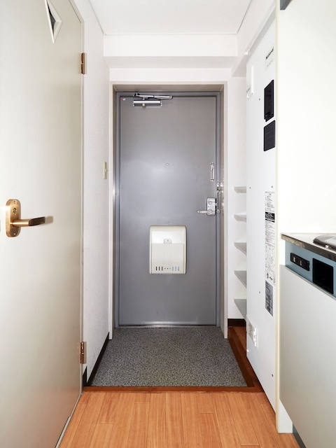 リバーサイド樫の木の玄関