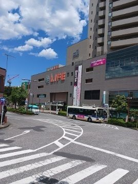 ネオスプリングの周辺