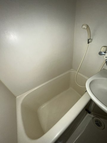 コクブマンションの浴室