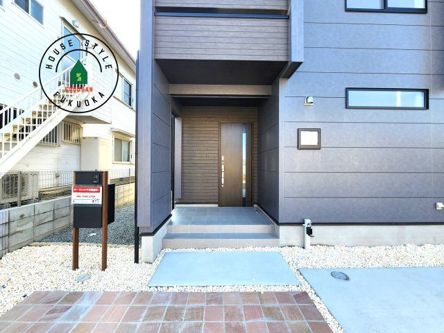 福岡市西区横浜2丁目第1-1棟（1号棟）の外観：施工例|おでかけの時も帰った時も、「我が家」を最初に感じでもらえる素敵な空間に。