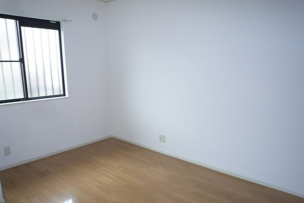 エスペランサ国分【キャッシュバック対象物件】の洋室