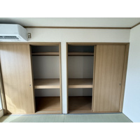明るい色調の室内です