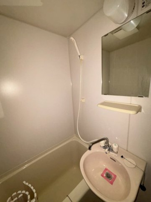 お風呂で日々の疲れを落としましょう 