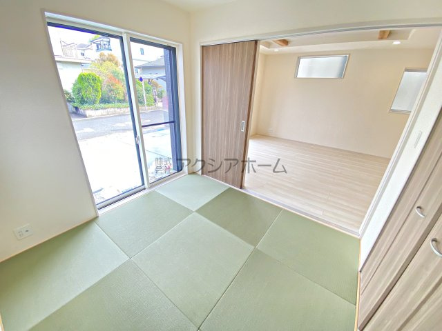 入間市久保稲荷4丁目・全1棟　新築一戸建　～南東×北東角地～の和室|1F和室4.5帖