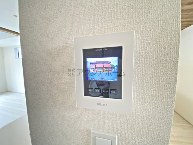 入間市久保稲荷4丁目・全1棟　新築一戸建　～南東×北東角地～の設備|TVモニター付きインターフォン