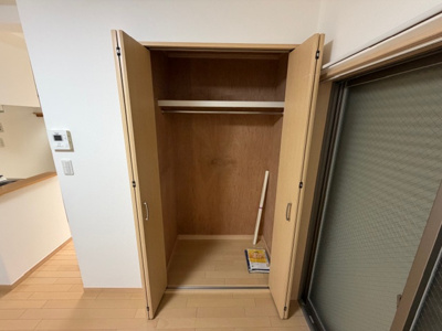 【収納】 | シャトートロピカルⅠ | クローゼット完備。