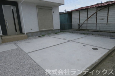 【駐車場】 | 福生市熊川新築　１号棟 | 建物完成済み　カースペース２台分あり