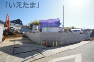 【土地図＋建物プラン例】 | 【仲介手数料無料！！】多摩市連光寺3丁目　建築条件付き売地（全11区画）第6区画　1980万円 | 10区画
