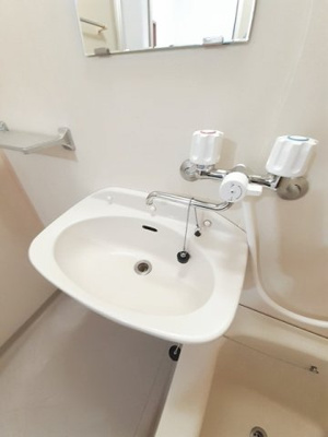 【洗面所】 | エルディム沢渡Ａ | 脱衣スペースもあります