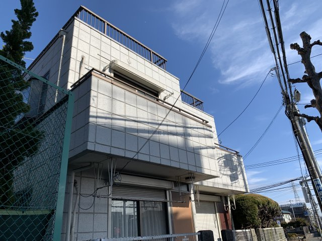 ホワイトキャステルの外観