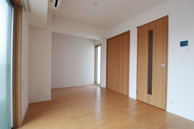 【居間・リビング】 | ヴィラナリー放出