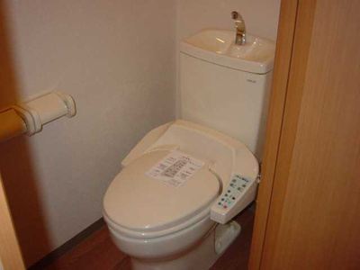 【トイレ】 | ネオ・コスモ | シャワー付トイレ