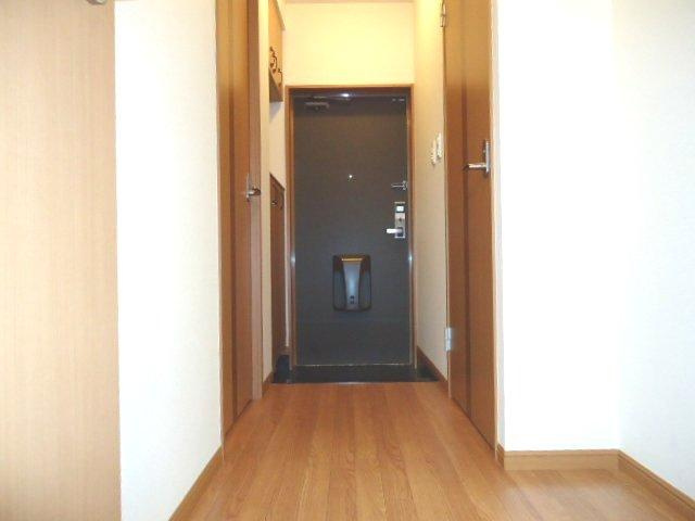 【玄関】 | ユーパークＡ | 玄関