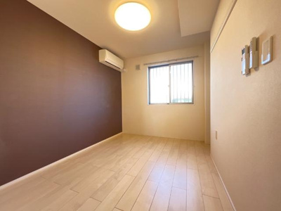 【内装】 | ユーパークウーノ | 洋室