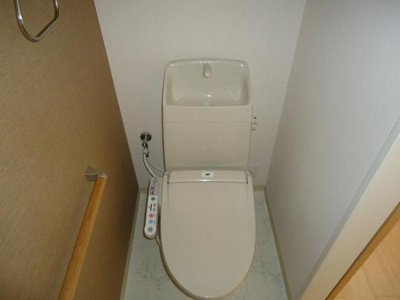 【トイレ】 | レ・セーナ | シャワー付トイレ