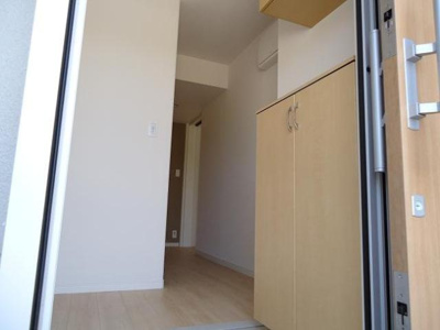 【玄関】 | レ・セーナ | 玄関