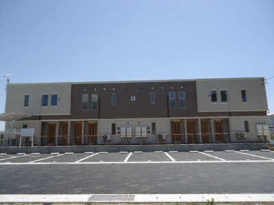 【外観】 | レ・セーナ | 外観写真（昼）