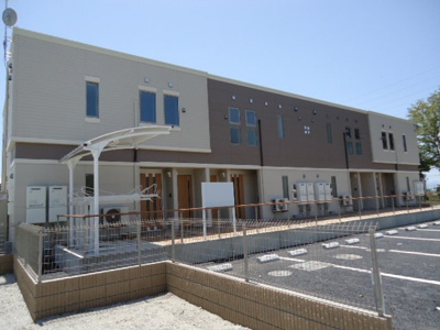 【外観】 | レ・セーナ | 外観写真（昼）