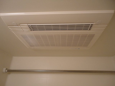 【その他】 | アールヴェイラＡ | 浴室乾燥機