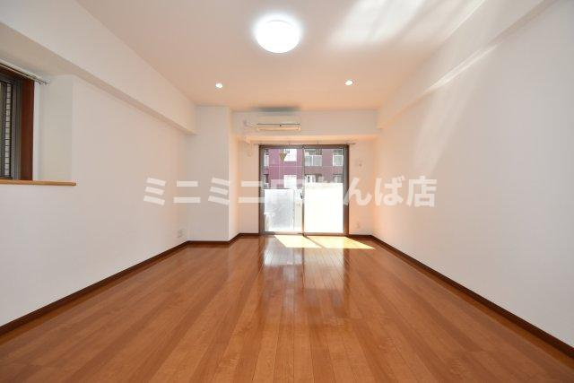 WILLDO松屋町の居間・リビング