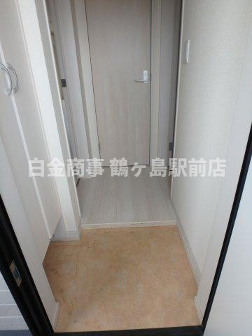 リーブルファイン鶴ヶ島の玄関