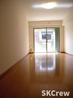 【居間・リビング】 | エルムＧ | 別号室の写真です