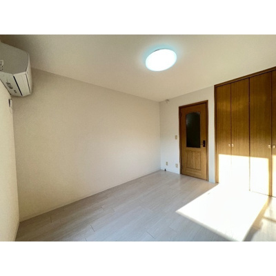 【居間・リビング】 | ベルエアーハイツⅠ号棟 | ゆったり過ごせるリビングです