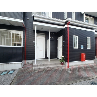 【玄関】 | モダンピープルＢ棟 | シンプルで使いやすい玄関です