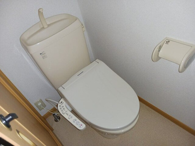 【トイレ】 | ネオ・アバンツァーレ | 落ち着いた色調のトイレです