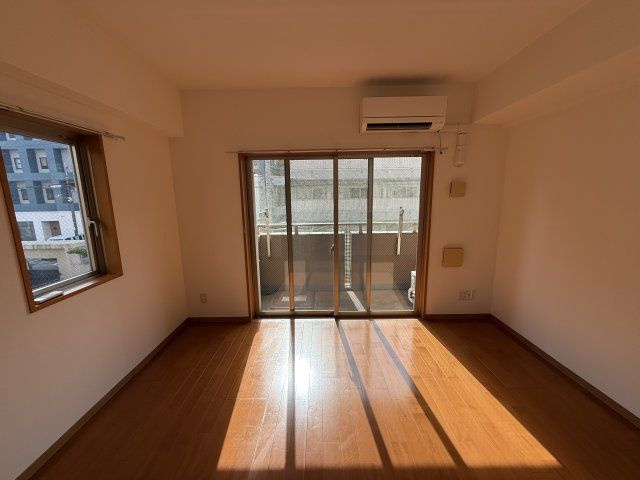 ヴィラルーチェの洋室