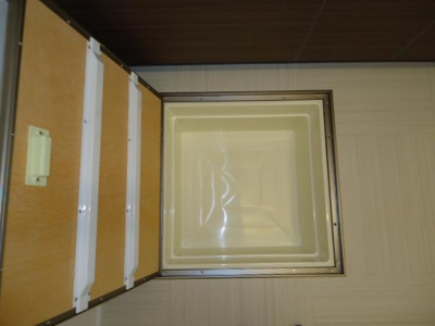 【設備】 | クレストコート清修 | 床下収納