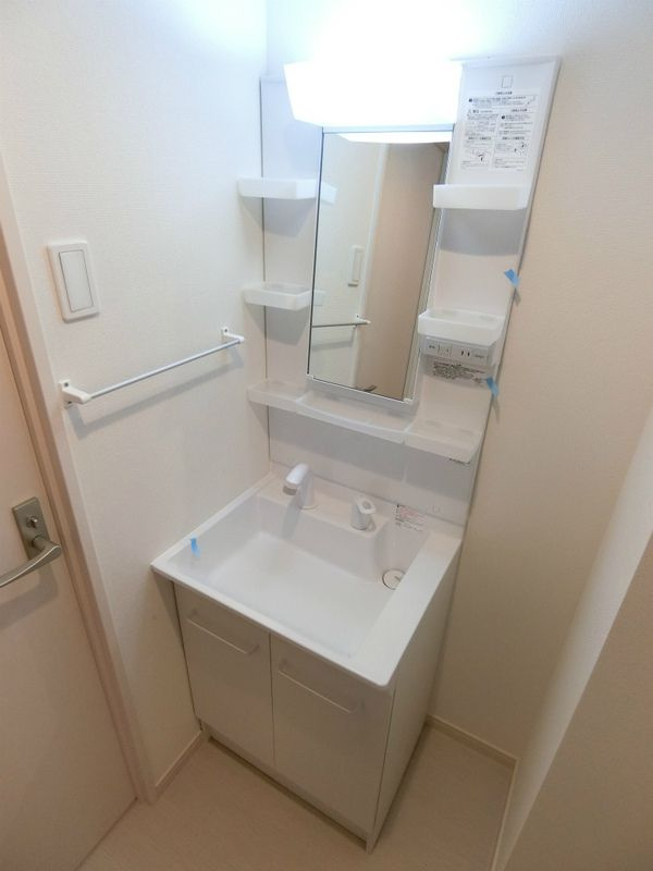 リブリ・グラン馬橋の独立洗面台