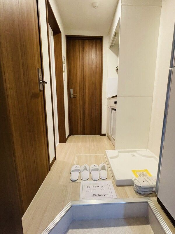 リバージュ千住大橋の玄関