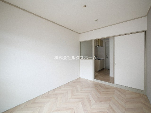 スカイブルーの居間・リビング|ゆったり過ごせる居間です