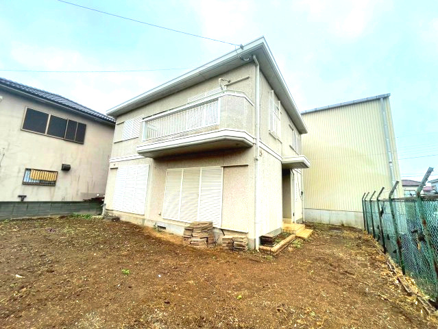 八街ろ