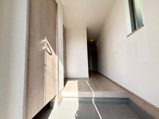 【玄関】 | 高槻市柱本6丁目　新築戸建