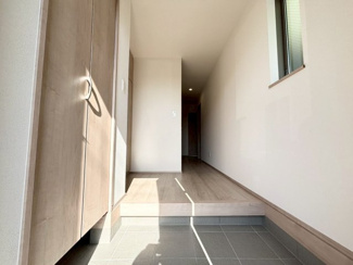 【玄関】 | 高槻市柱本6丁目　新築戸建