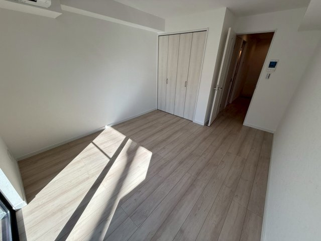 プルメリア阪大前の居間・リビング