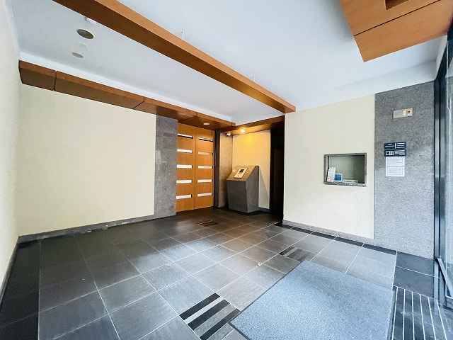 【エントランス】 | コスモ博多古門戸