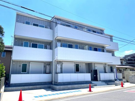 ルピナス東門前の外観