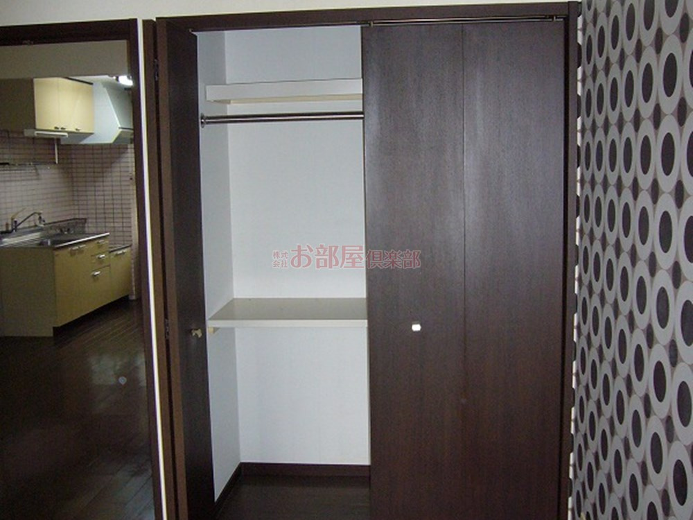 プルミエ国分の収納|同タイプ参考※現況優先
