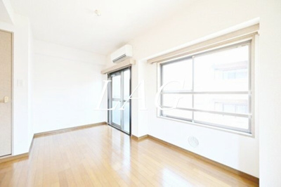 【居間・リビング】 | フェニックス目黒 | 洋室のお部屋です。