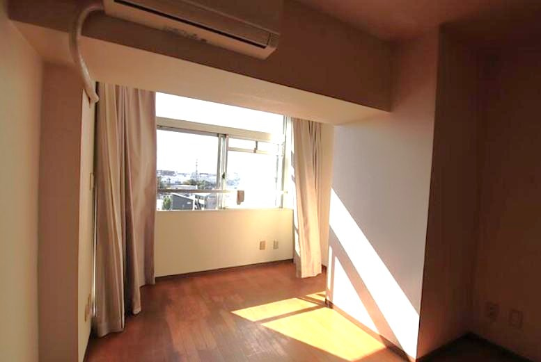 アミティ草加の洋室