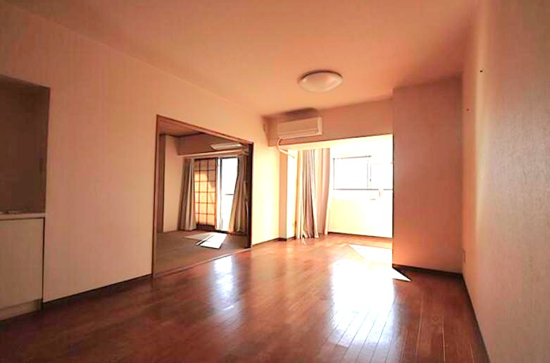 アミティ草加の居間・リビング